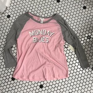 NWOT f21 long sleeve sleep t shirt size small